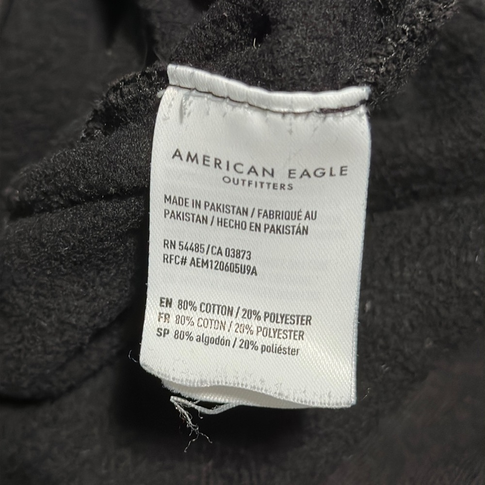 Women's American Eagle "Super Soft" Black Sweater - Picture 8 of 9